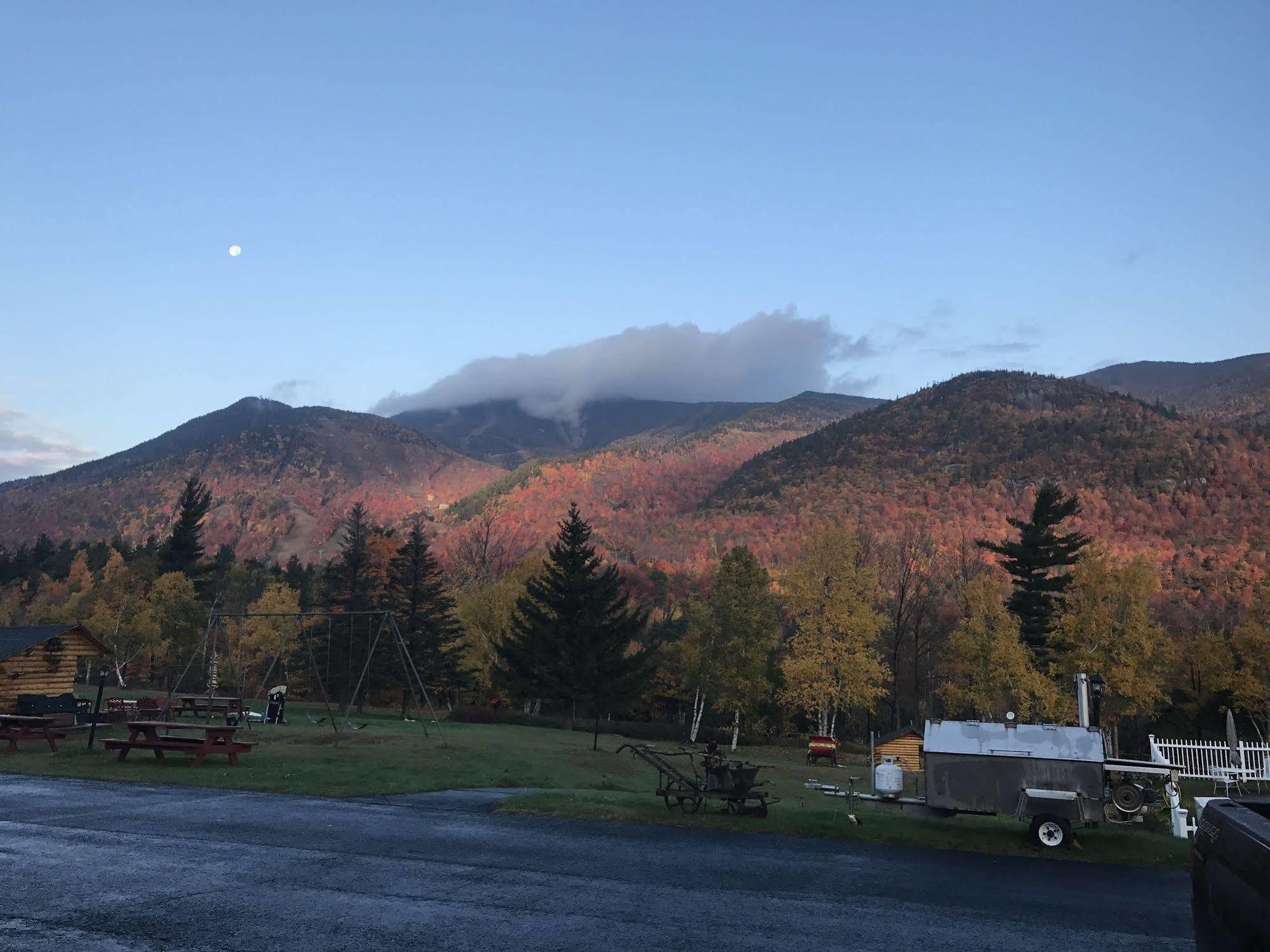 Hotel Ledge Rock At Whiteface Wilmington Exterior foto